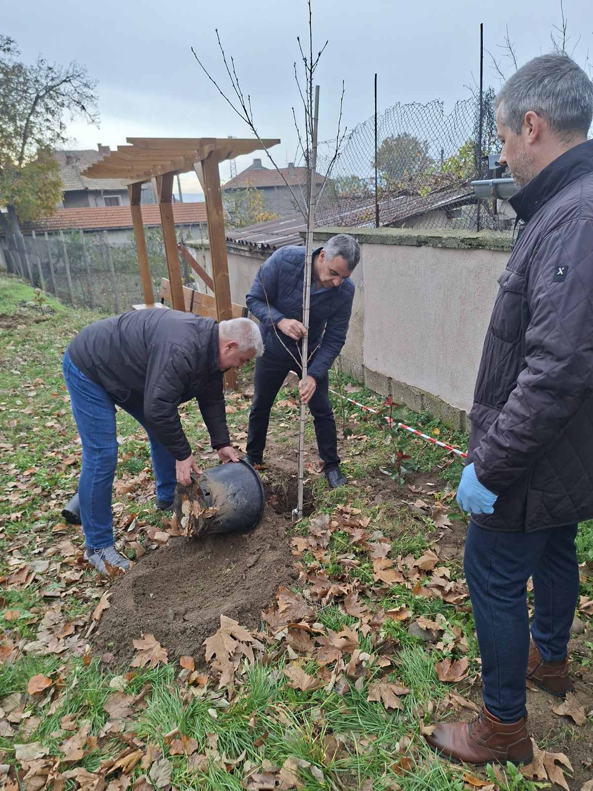 Община Гурково обновява детски еко кът в центъра на града и разширява пространствата за отдих в селата