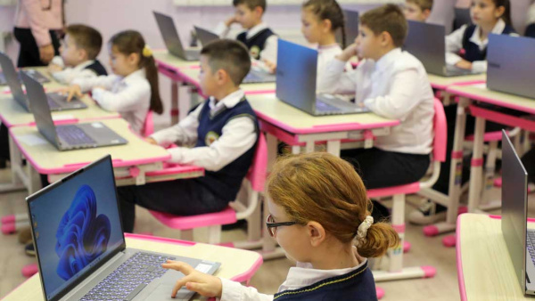 Нов  STEM-център ще подобри образователните резултати в старозагорското НУ  Димитър Благоев