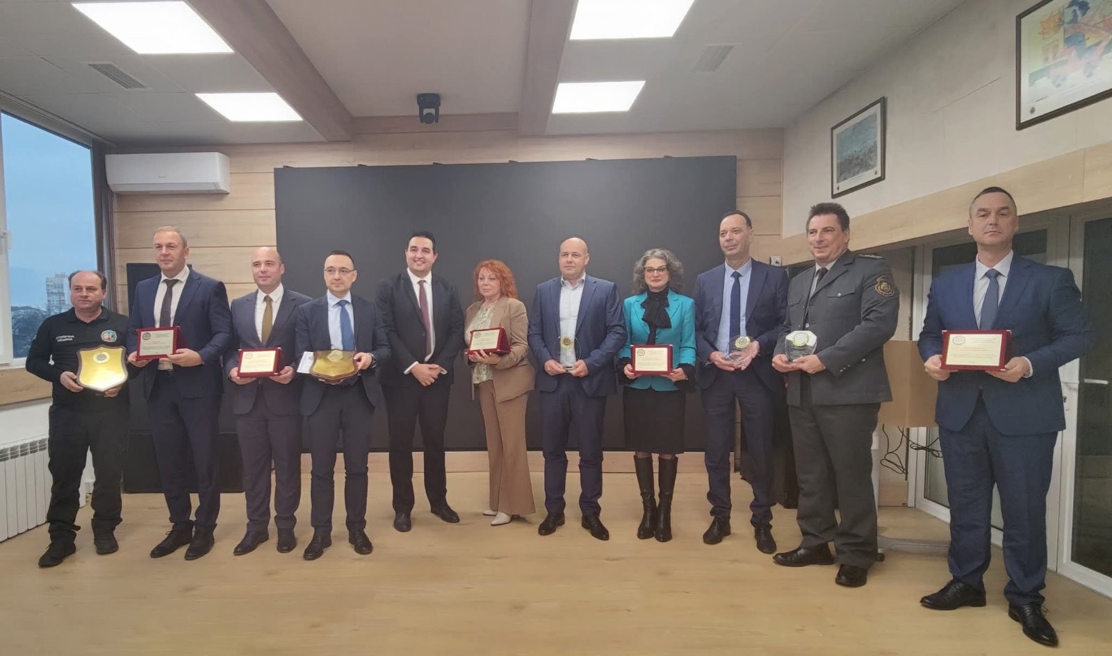 Кметът Галина Стоянова с награда за подкрепа на доброволното формирование