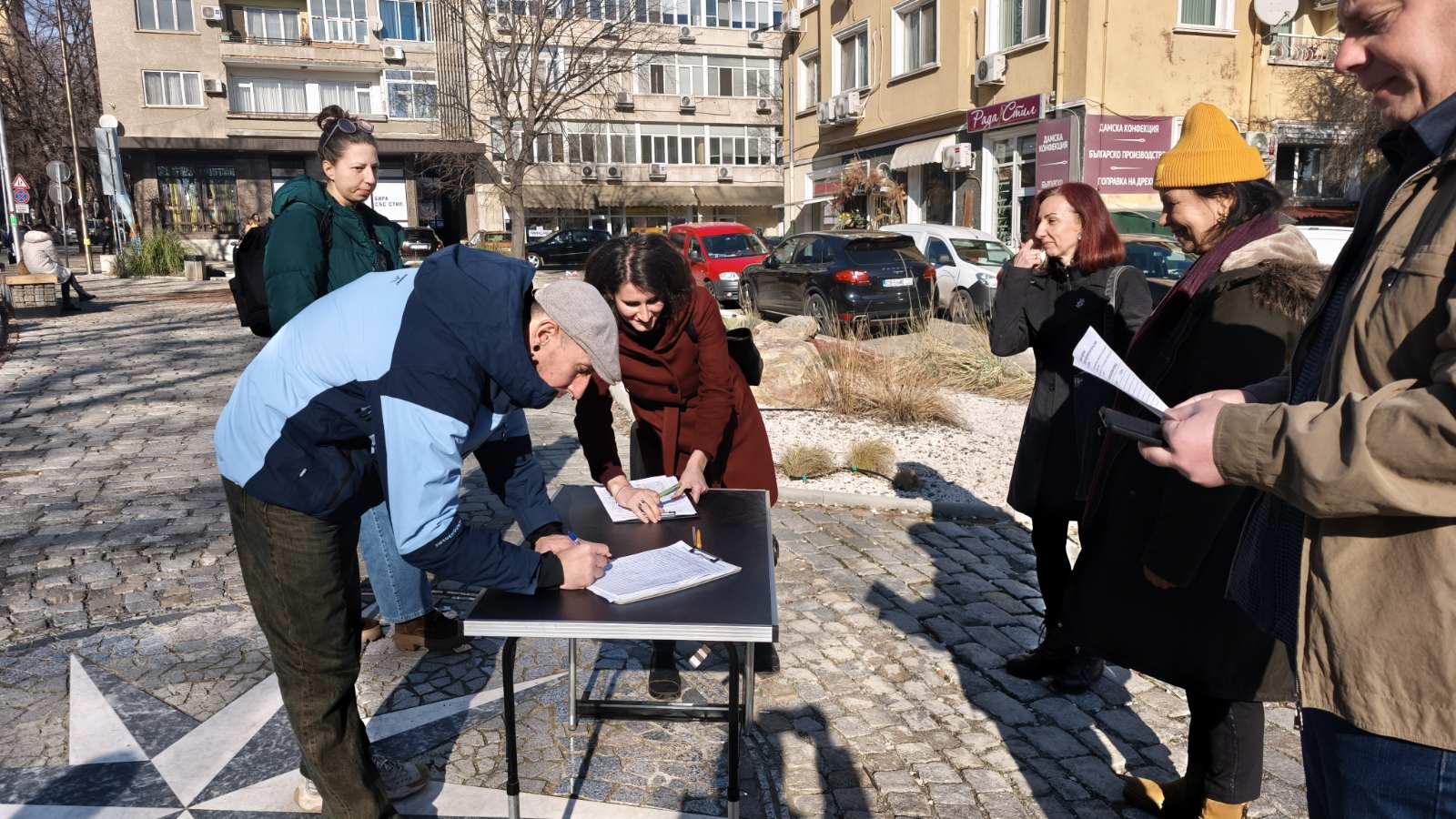 Граждани внасят подписка против бъдещо застрояване на мястото на Стария градски съвет в Стара Загора