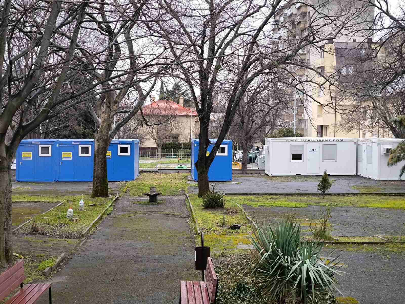 Няма затруднения в обслужването,  въпреки временното пребазиране на социални и здравни услуги