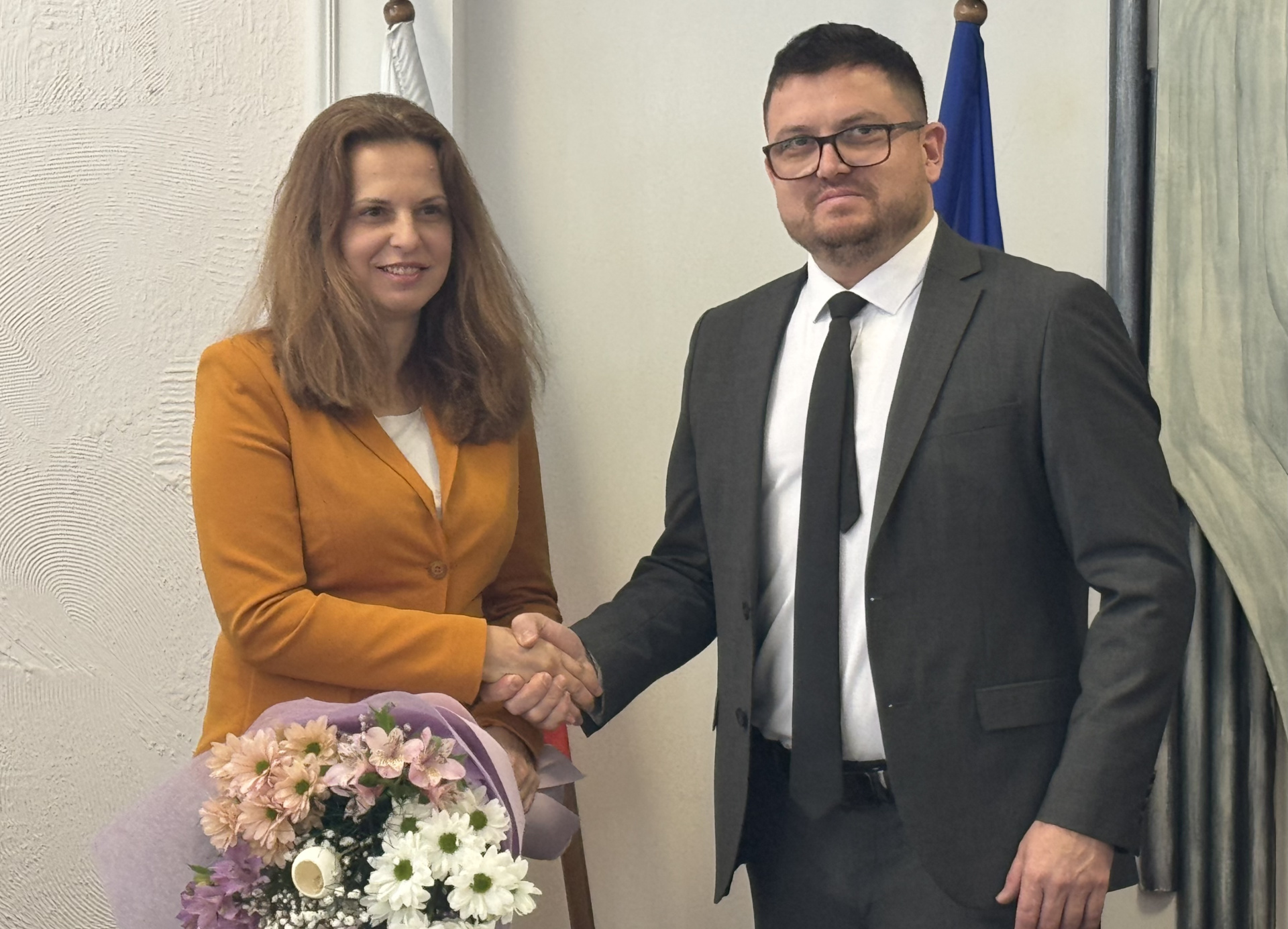 Новият областен управител на Стара Загора Ива Радева встъпи официално в длъжност