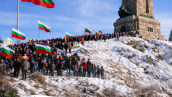 Временна забрана за полети над връх Шипка по време на честването на 3 март