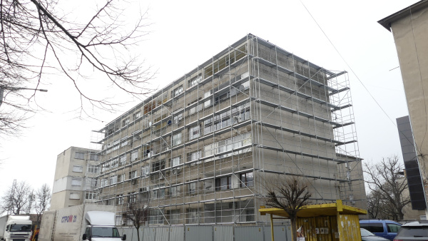 Започна обновяване на трета жилищна сграда в Нова Загора
