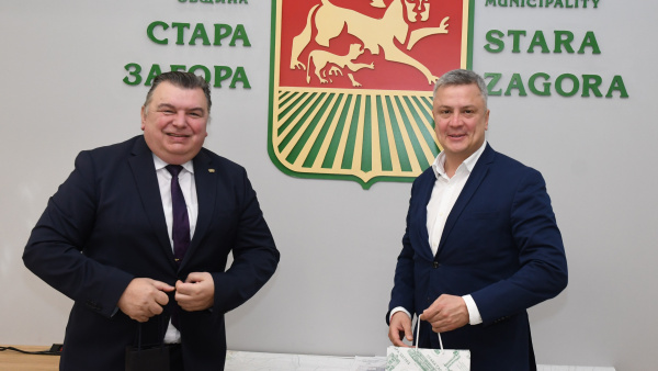 Заместник-кметът на Стара Загора Радостин Танев посрещна посланика на Молдова у нас Н. Пр. Емил Жакота