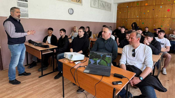 НСА представи предимствата на спортната академия пред ученици от Стара Загора