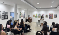 Кандидатките за короната на Царица Роза проведоха среща с консултант по личностно развитие