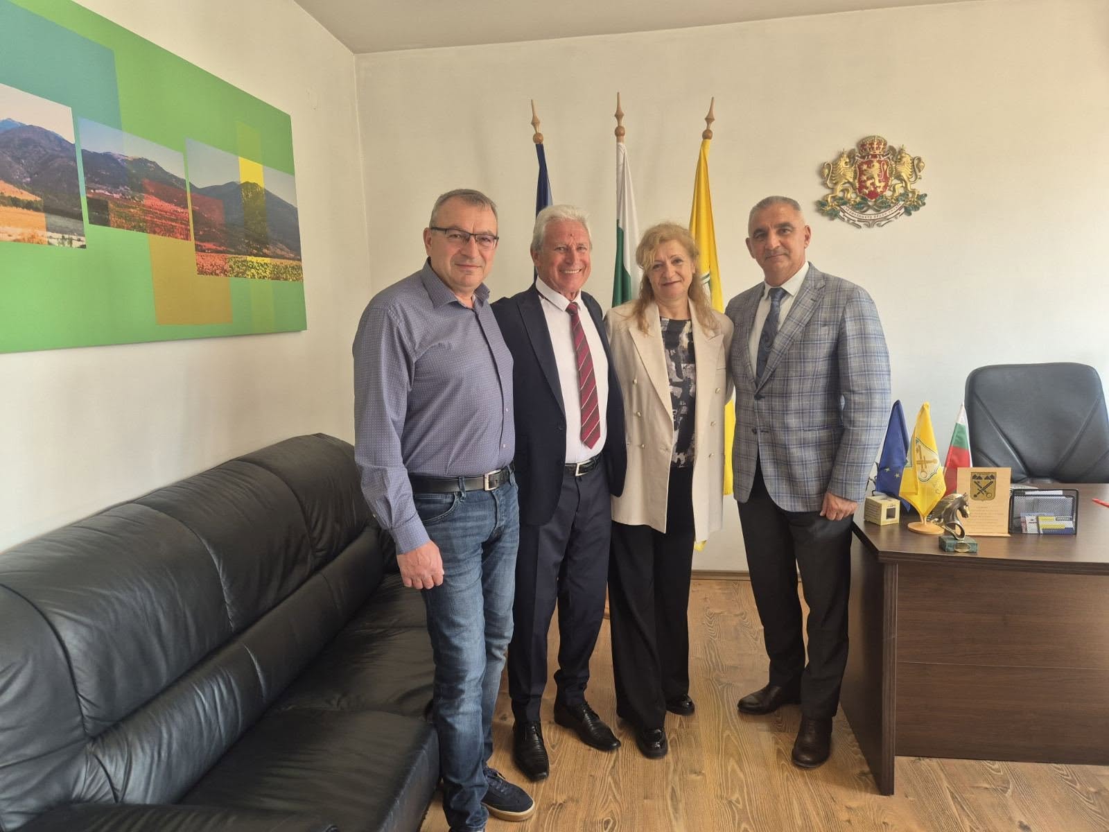 Кметът на Гурково награди  изявени педагогически и културни дейци