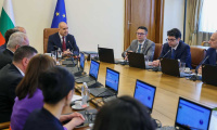Пенсиите ще бъдат увеличени до пълния размер на швейцарското правило, заяви Румен Радев