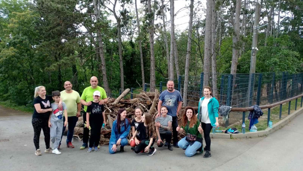 Зоопарк Стара Загора набира желаещи да се включат в доброволческа кампания