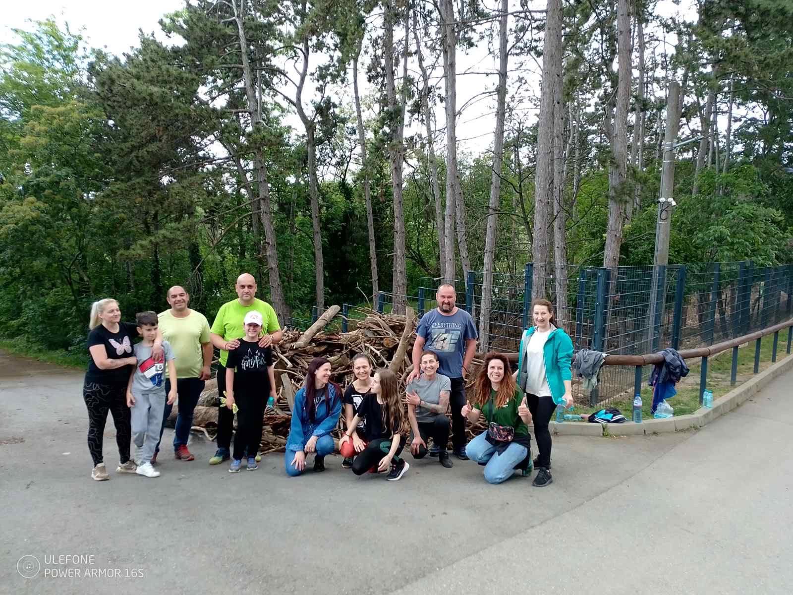 Зоопарк Стара Загора набира желаещи да се включат в доброволческа кампания