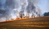 Голям пожар пламна в района на Баритна мина в Стара Загора