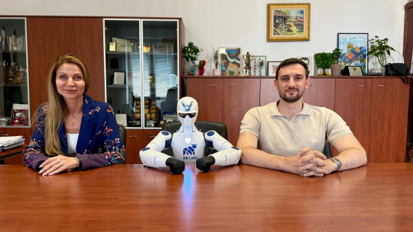 Национална кампания ще срещне учениците с роботиката