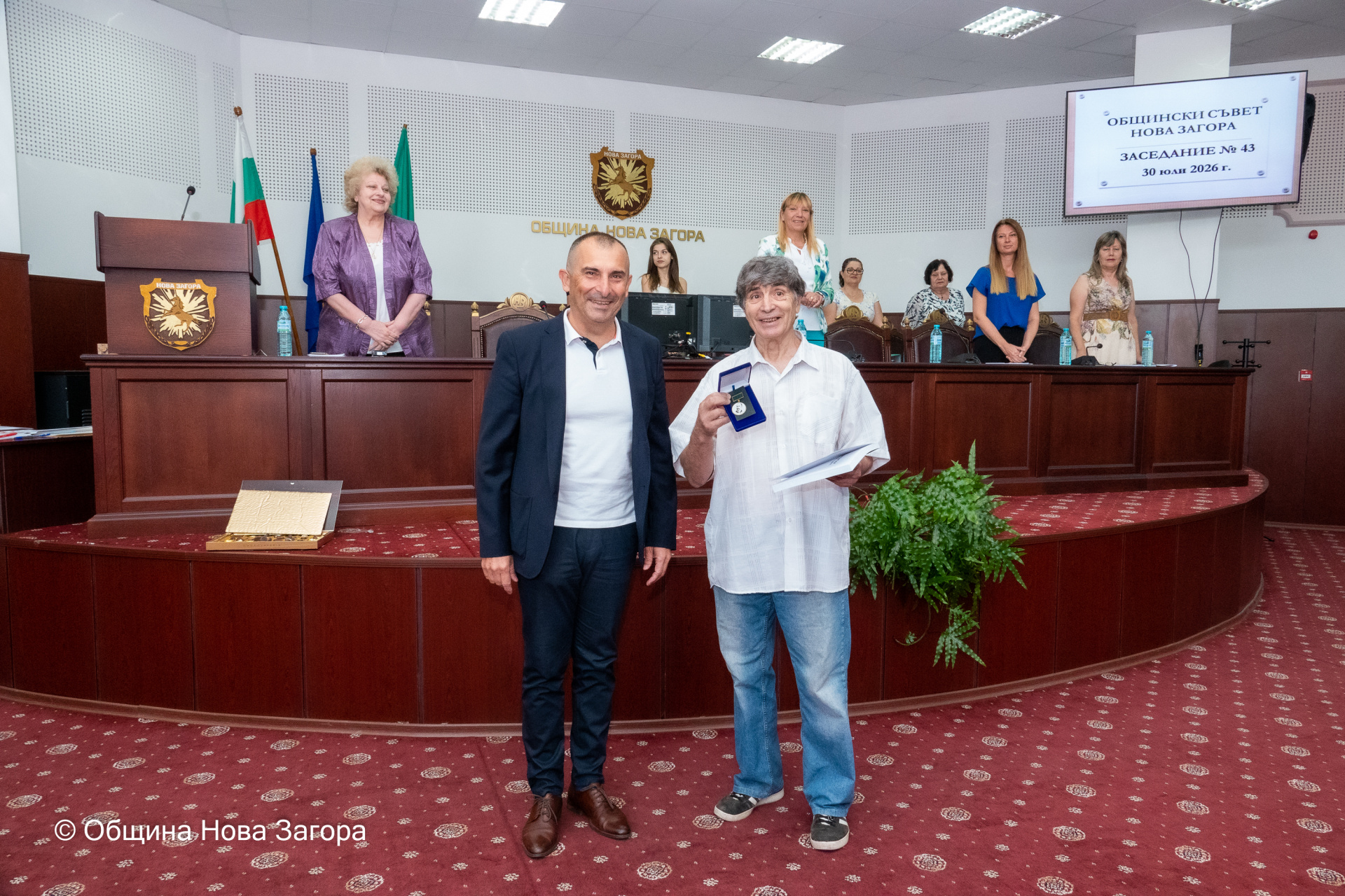 Йовчо Савов бе удостоен с Почетния знак – Медал  Диньо П. Сивков  на Община Нова Загора