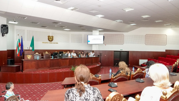 Публична дискусия на проекта за годишния план за социални услуги проведоха в Нова Загора