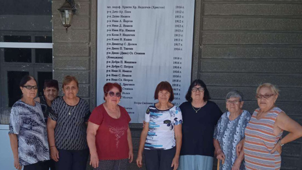 Паметна плоча в старозагорското село Братя Кунчеви увековечава паметта на 22-ма жители, загинали във войните