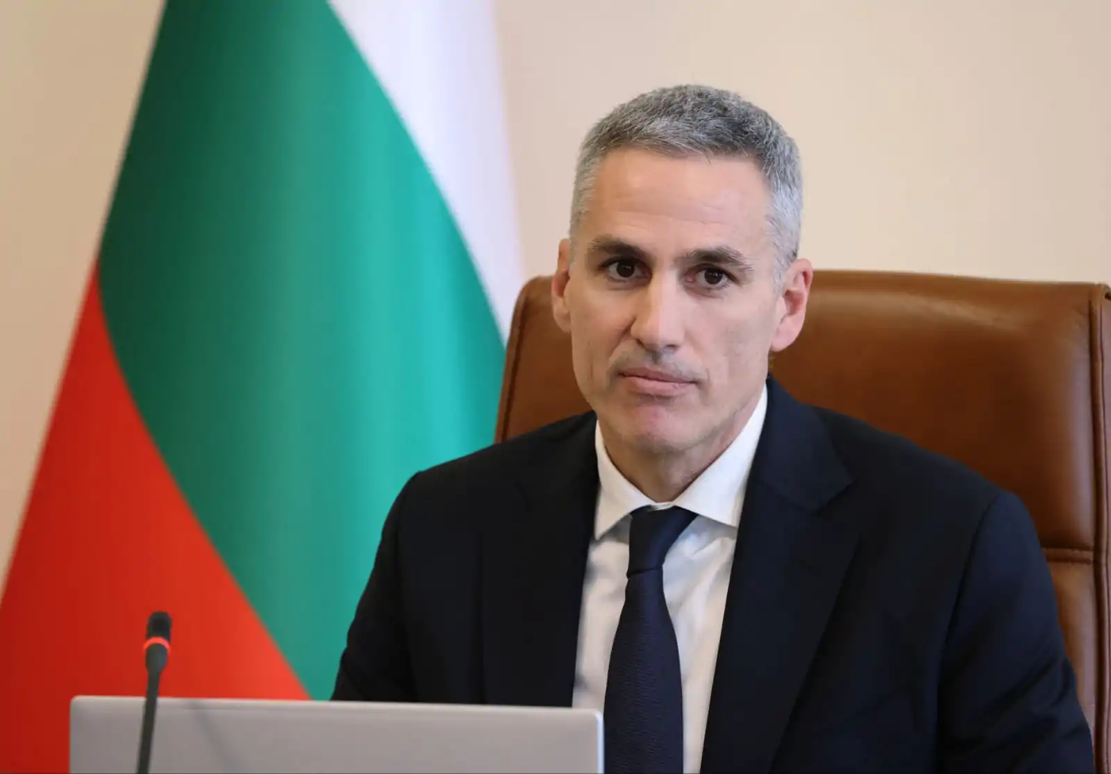 Андрей Гюров се кандидатира за президент