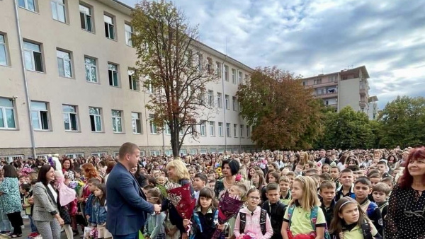 Над 17 000 ученици ще прекрачат училищния праг в община Стара Загора през новата учебна година