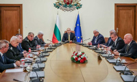 Дрон удари нов кораб близо до българския бряг в Черно море. Радев свика извънредно Съвета по сигурността