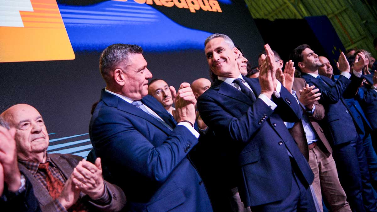 Тука е така  не може да продължава: Гюров и Кандев закриха кампанията пред 2100 души в Пловдив