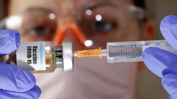 Личните лекари вече записват желаещи да бъдат ваксинирани срещу Covid-19