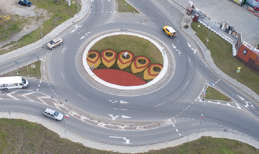 Обновяват визията на кръговите кръстовища на бул. Славянски в Стара Загора
