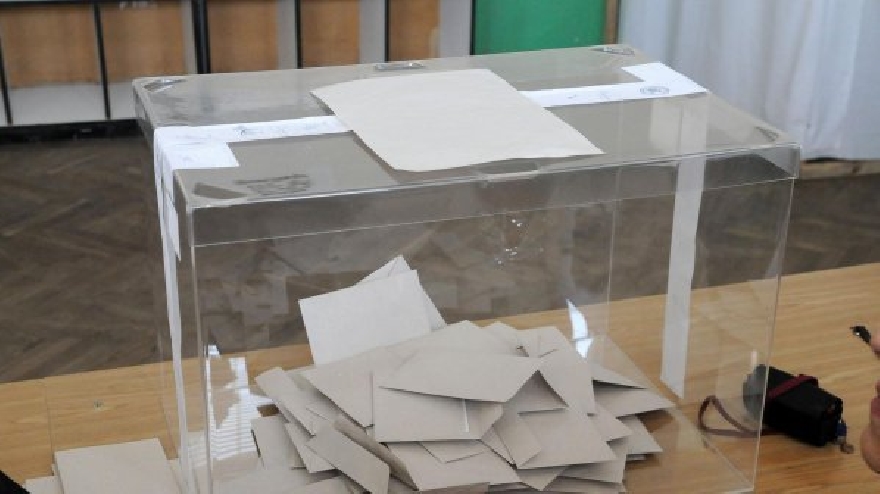 Изборите започнаха! В 506 избирателни секции в Старозагорско вече се гласува