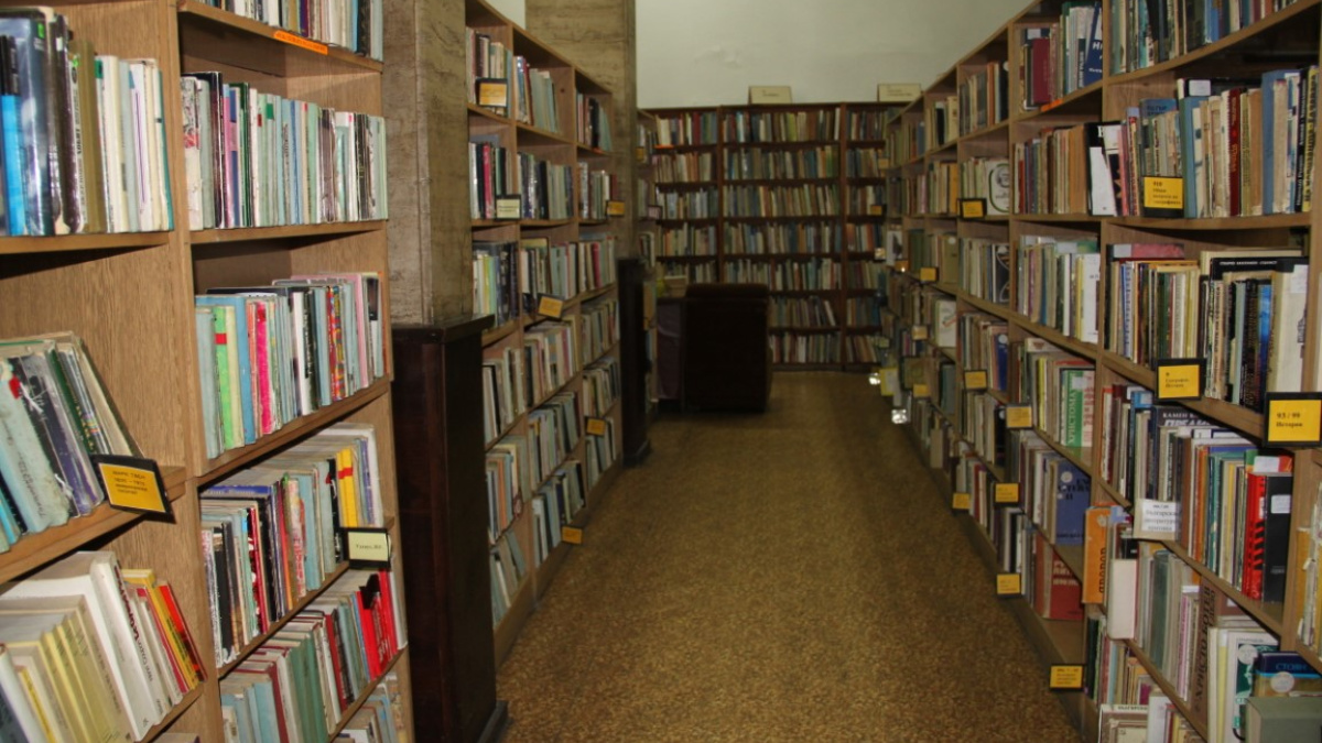 Бил Гейтс препоръча 5 книги, които са го впечатлили през 2018 г.
