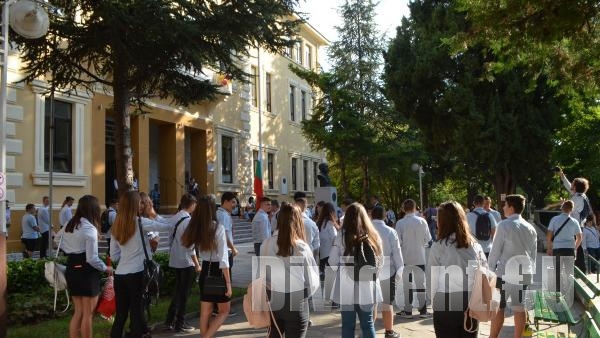 Ясен е графикът за присъственото обучение на учениците през май