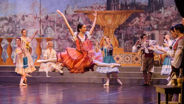 Балетът Дон Кихот открива 49-ия Фестивал на оперното и балетното изкуство