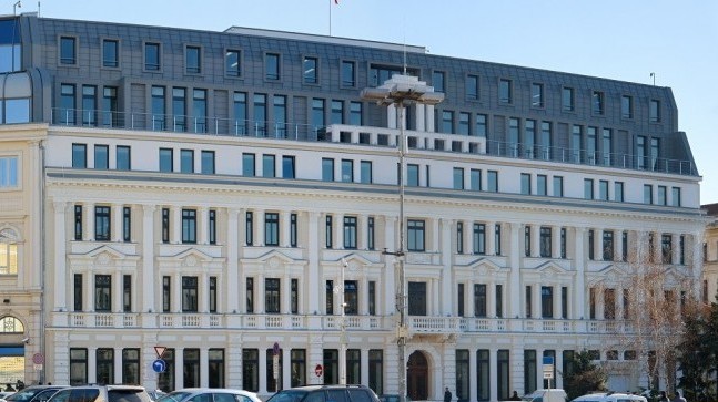Министерство на икономиката публикува имената на фирмите с най-големи кредити  от ББР