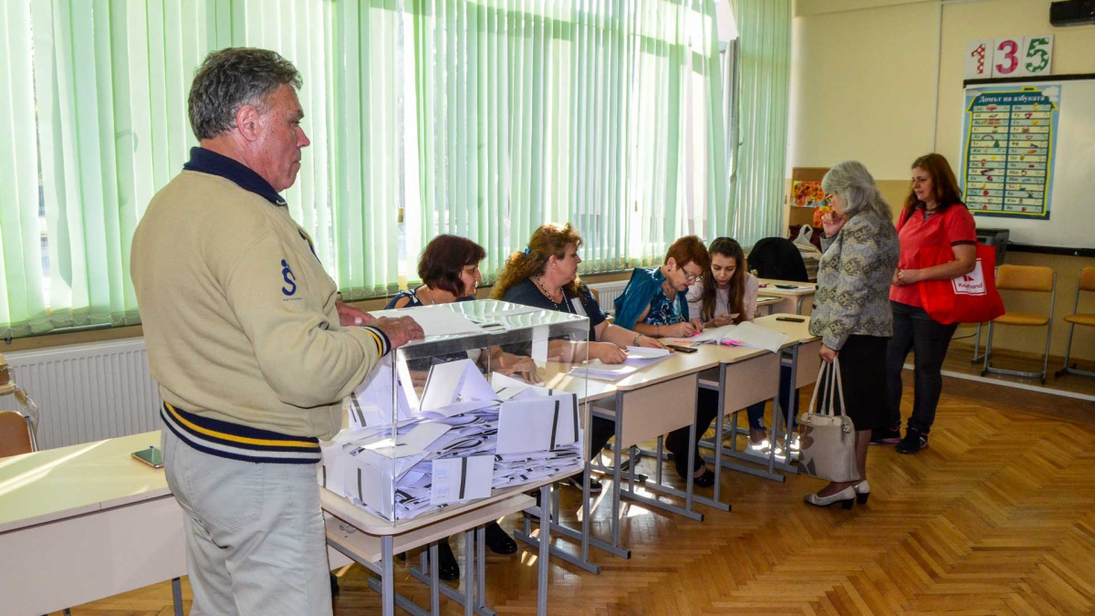 43 процента достигна избирателната активност в Стара Загора към 17,30 часа