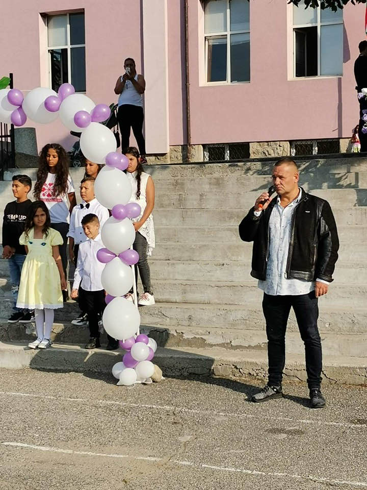 Душо Гавазов откри учебната година в най-старото училище в Старозагорско