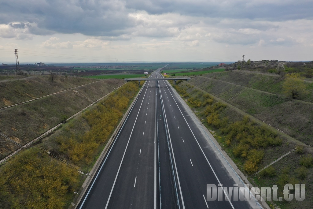 Ограничават движението в отсечка на АМ Тракия заради ремонт на ж.п. надлез