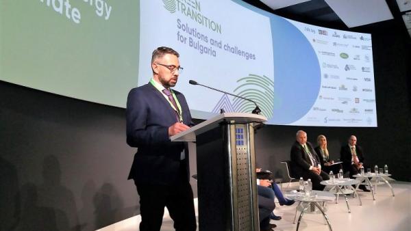 Министър Живков: Предвиждаме  газово базирани мощности, работещи в бъдеще и на водород