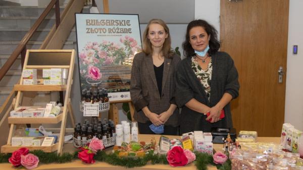 Казанлък представя българско злато от рози  във Варшава