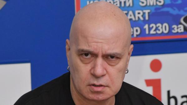 Слави Трифонов призова симпатизантите си да гласуват за Радев