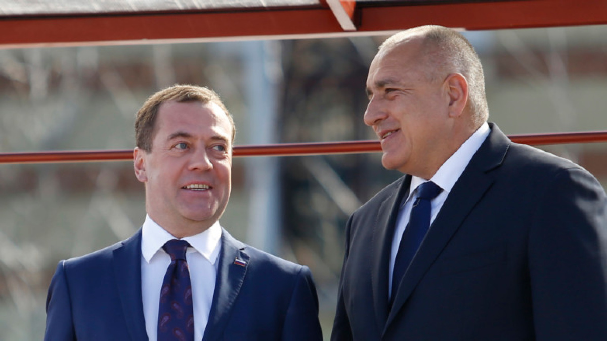 Медведев и Борисов обсъдиха строителството на АЕЦ Белене и газовия хъб