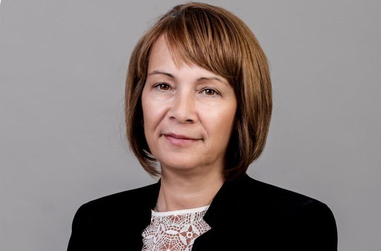 Галина Стоянова с поздрав към АГ отделението в Казанлък по случай Бабинден