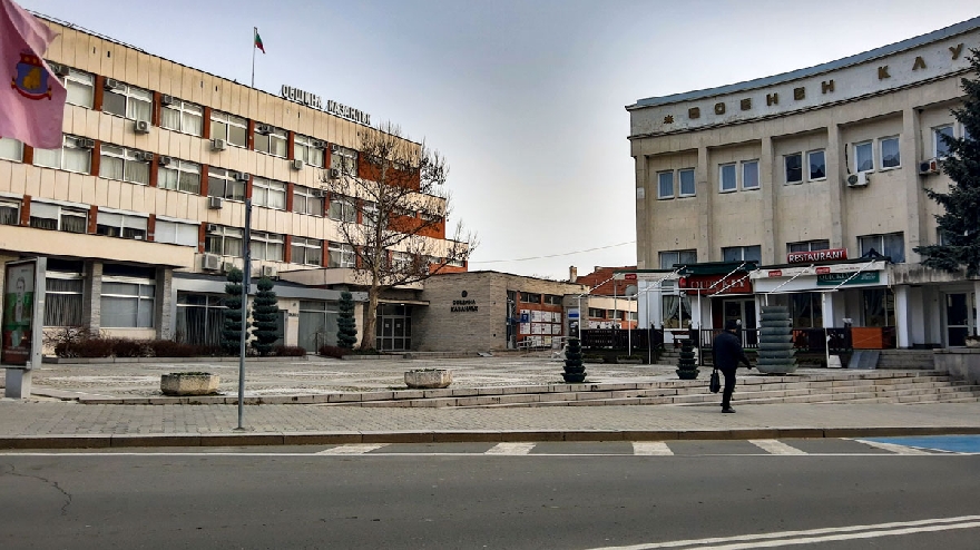 Община Казанлък възстановява междуселищния транспорт