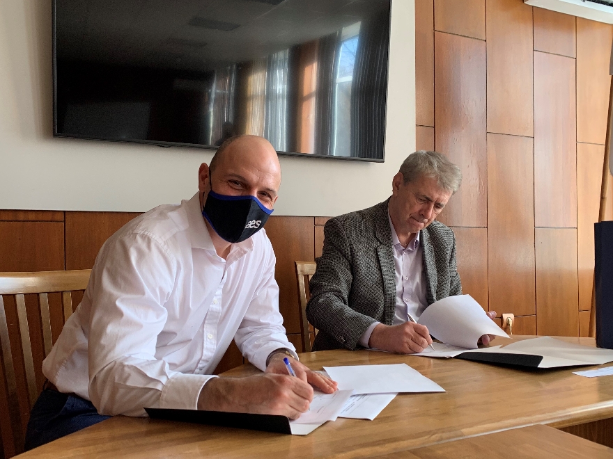 AES Гео Енерджи сключи договор за сътрудничество с Технически университет - Варна