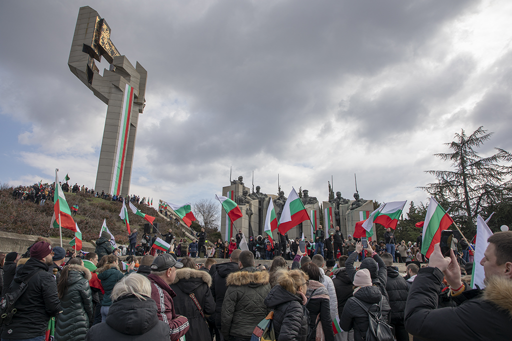 Стотици старозагорци се включиха в честванията на 144 години от Освобождението