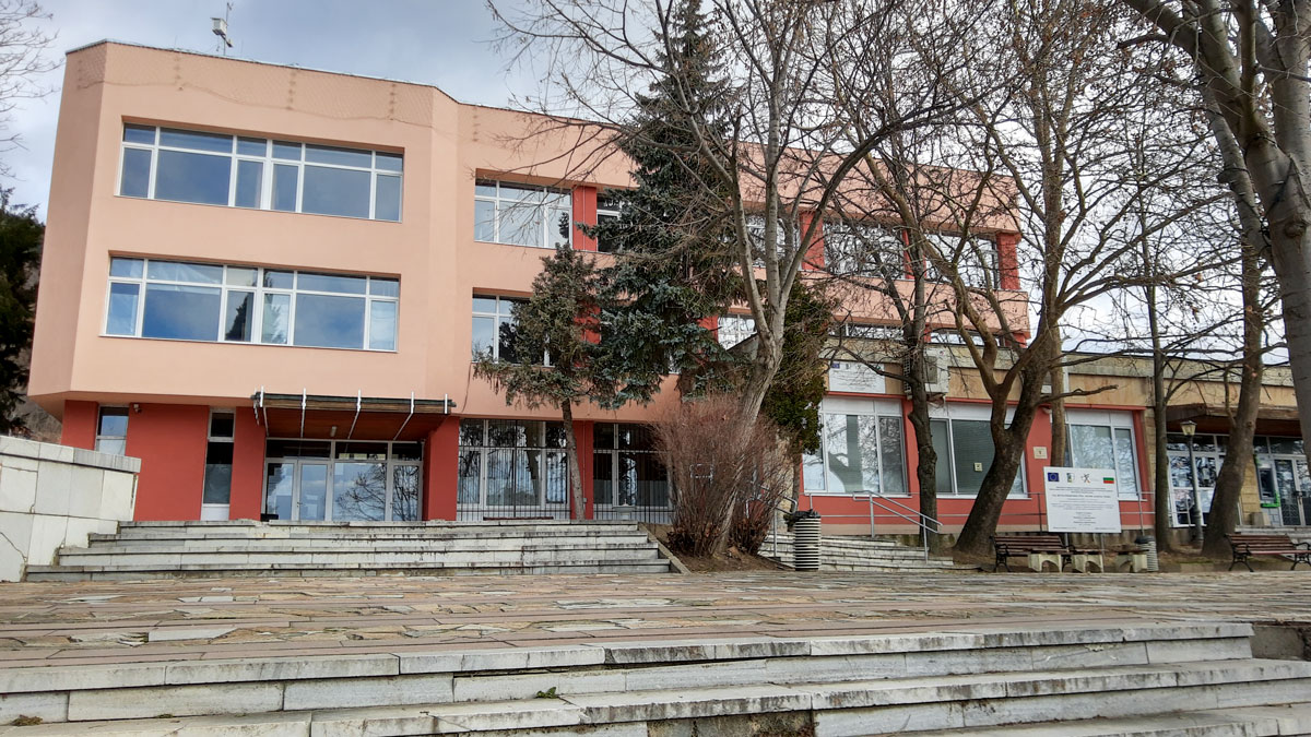 5 години Мъглиж чака държавата да изгради филиал по спешна помощ