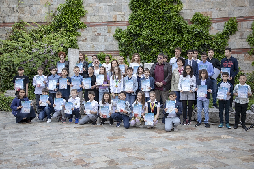 Наградиха 39 старозагорски ученици за постижения в математиката