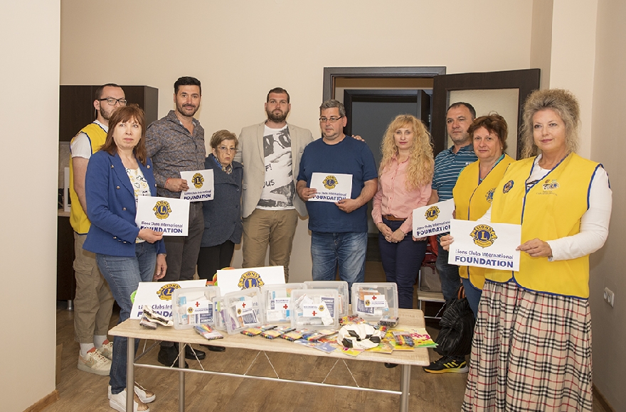 Лайънс клубовете в Стара Загора с дарение за нуждаещи се украински бежанци