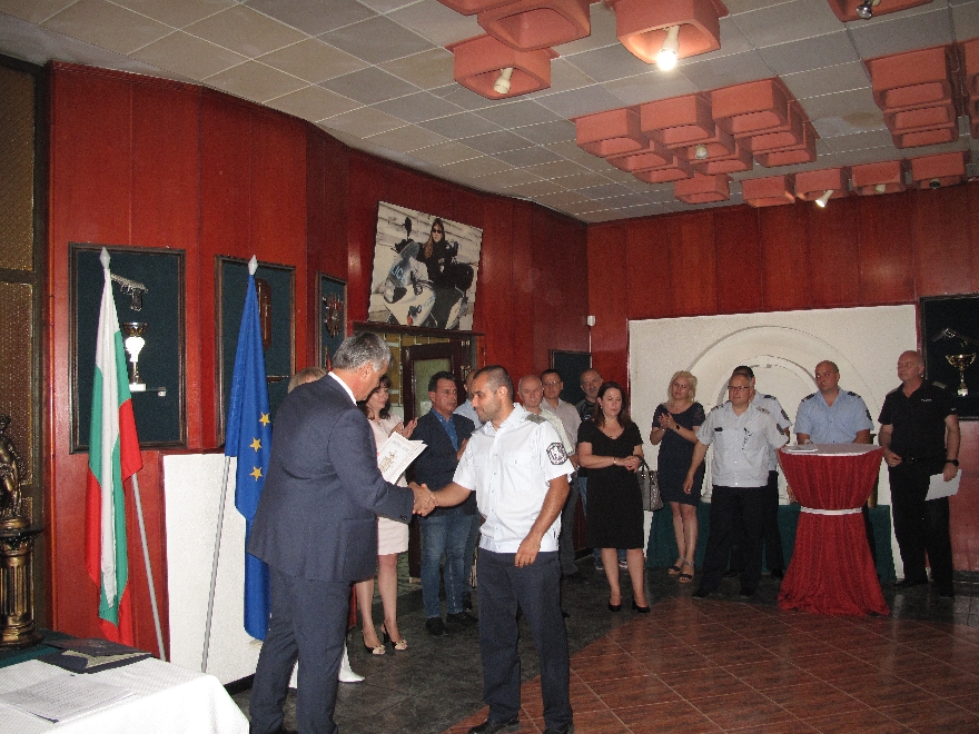 81 служители на ОДМВР - Стара Загора са наградени за проявен професионализъм