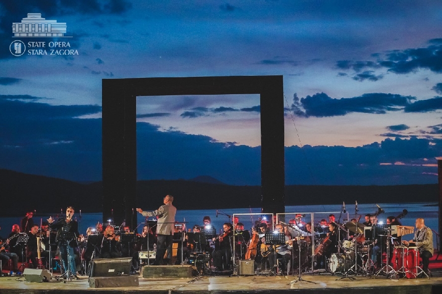 Музиката на Стинг ще звучи на Античния форум в концерт на Старозагорската опера