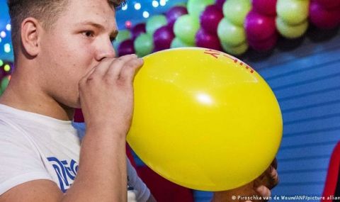 Народното събрание въведе забрана за продажбата на райски газ