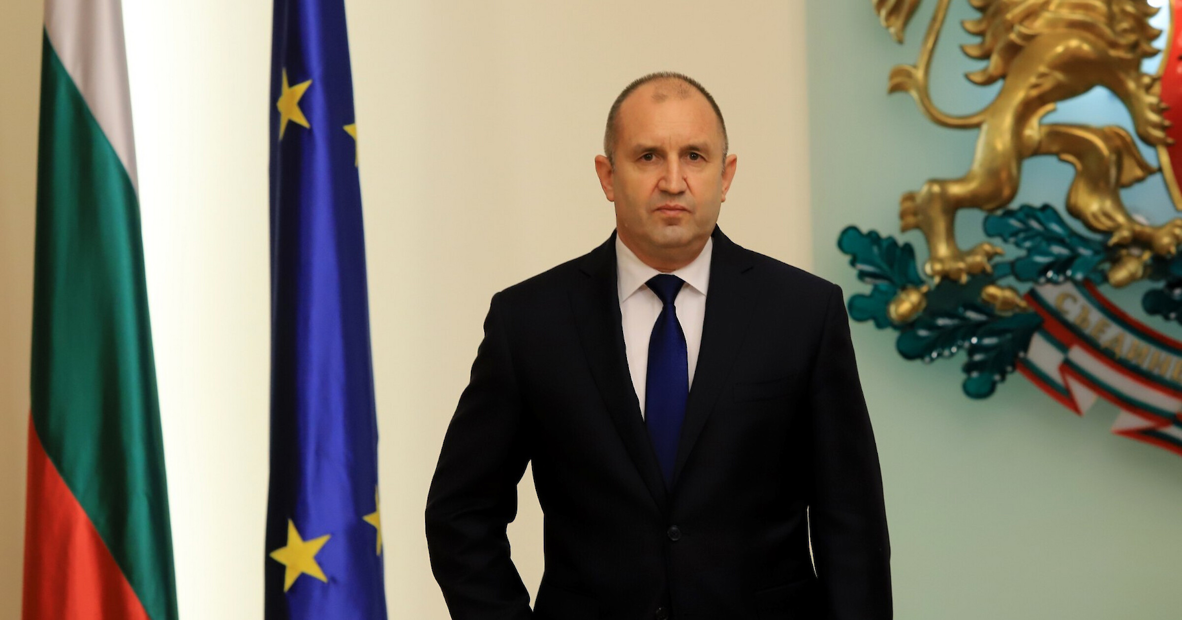 Президентът назначи служебно правителство, изборите са на 2 октомври