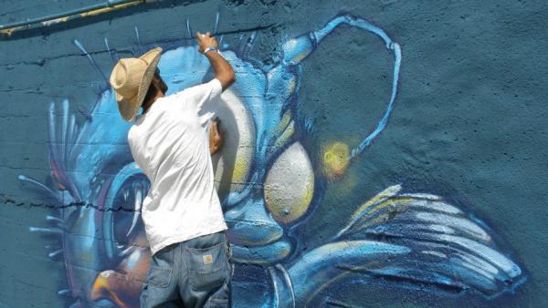 Къща от рибарското селище Ченгене скеле се превръща в платно за графити